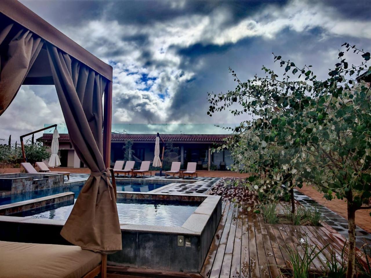 Hotel Flores De Sal-Valle De Guadalupe Exterior foto